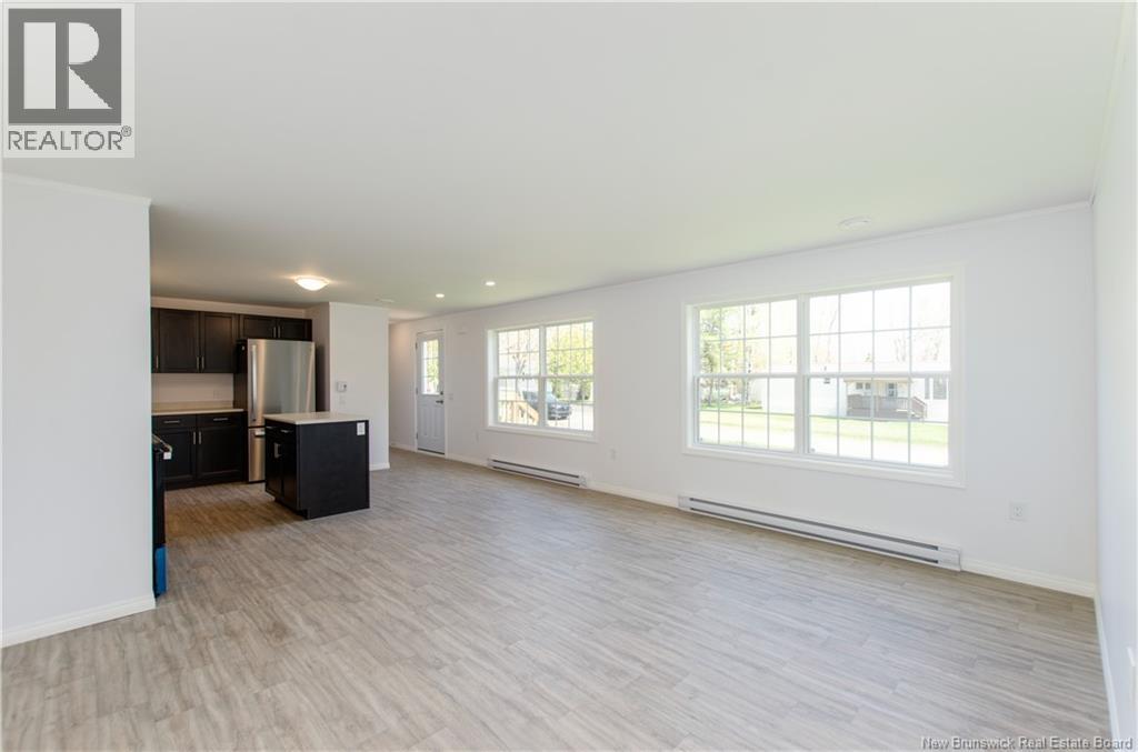 11 Willowgrove Street, Moncton, New Brunswick  E1H 3C2 - Photo 3 - NB125047