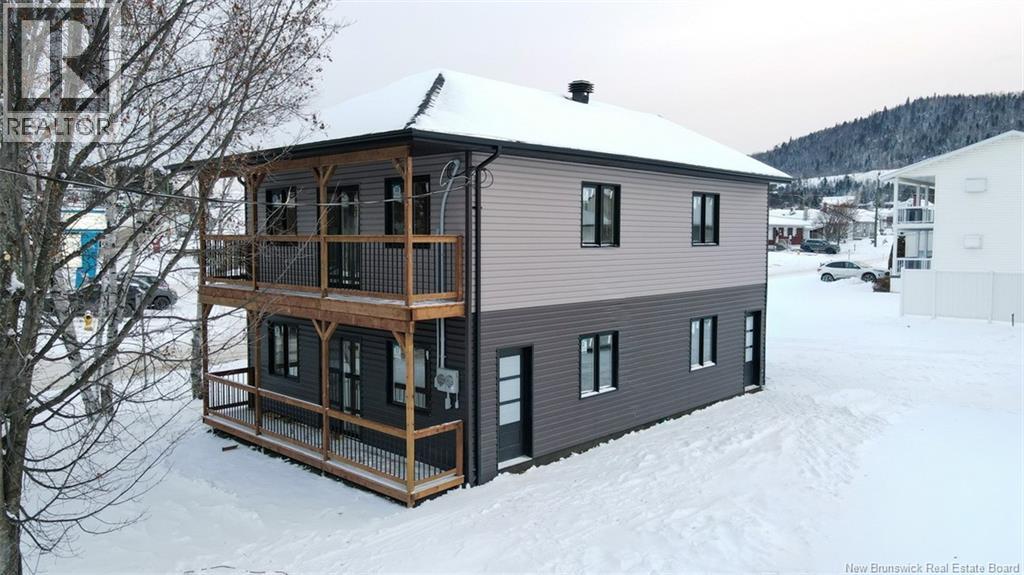 369 Victoria Street, Edmundston, New Brunswick  E3V 2K1 - Photo 3 - NB125098