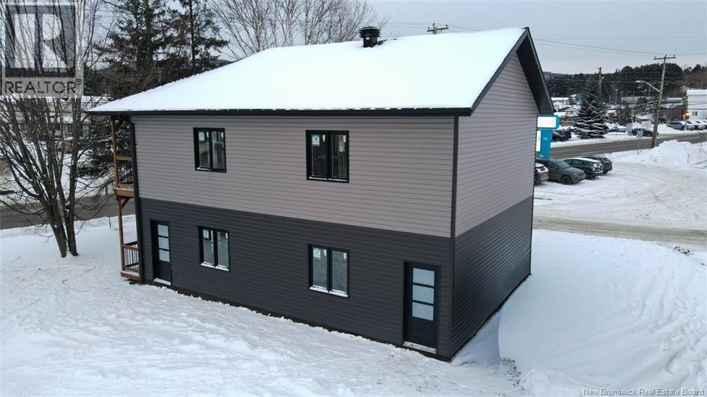 369 Victoria Street, Edmundston, New Brunswick  E3V 2K1 - Photo 5 - NB125098
