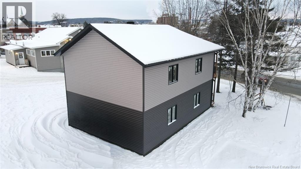 369 Victoria Street, Edmundston, New Brunswick  E3V 2K1 - Photo 7 - NB125098