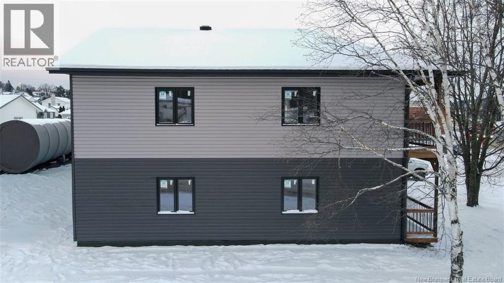 369 Victoria Street, Edmundston, New Brunswick  E3V 2K1 - Photo 8 - NB125098