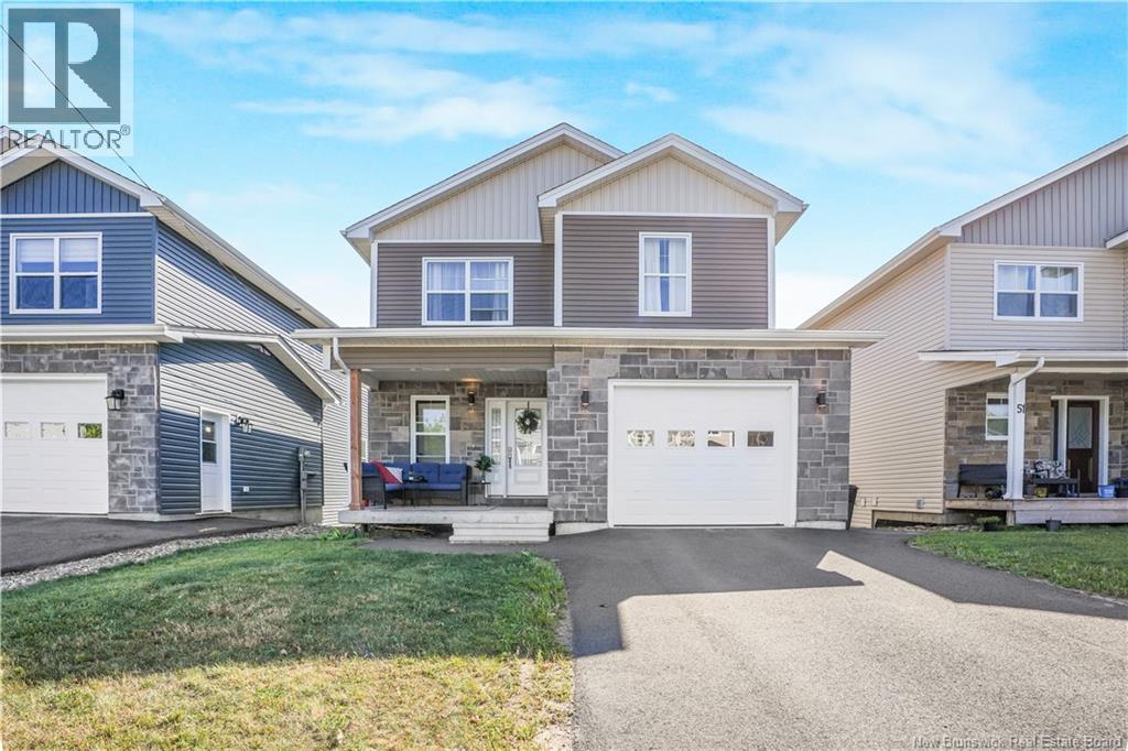 45 Weavers Way, Fredericton, New Brunswick E3A 3P8 - Photo 1 - NB125242