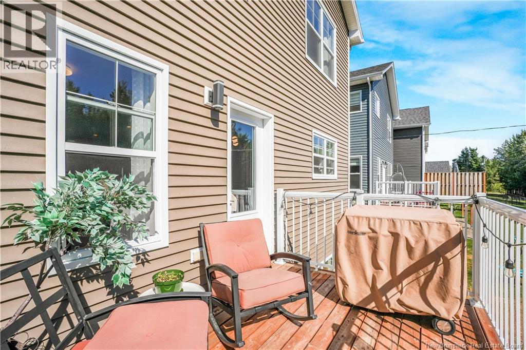 45 Weavers Way, Fredericton, New Brunswick E3A 3P8 - Photo 2 - NB125242