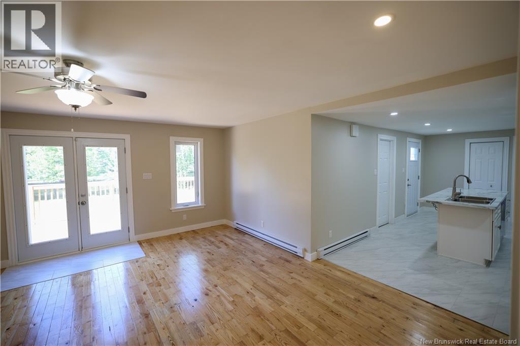 542 Salisbury Road, Moncton, New Brunswick E1E 1B8 - Photo 12 - NB125284