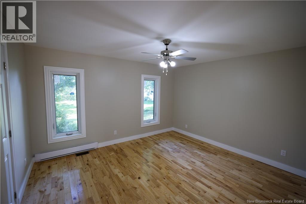 542 Salisbury Road, Moncton, New Brunswick E1E 1B8 - Photo 18 - NB125284