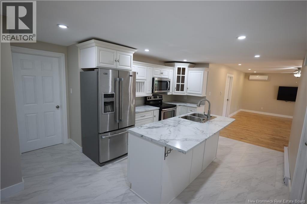 542 Salisbury Road, Moncton, New Brunswick E1E 1B8 - Photo 6 - NB125284