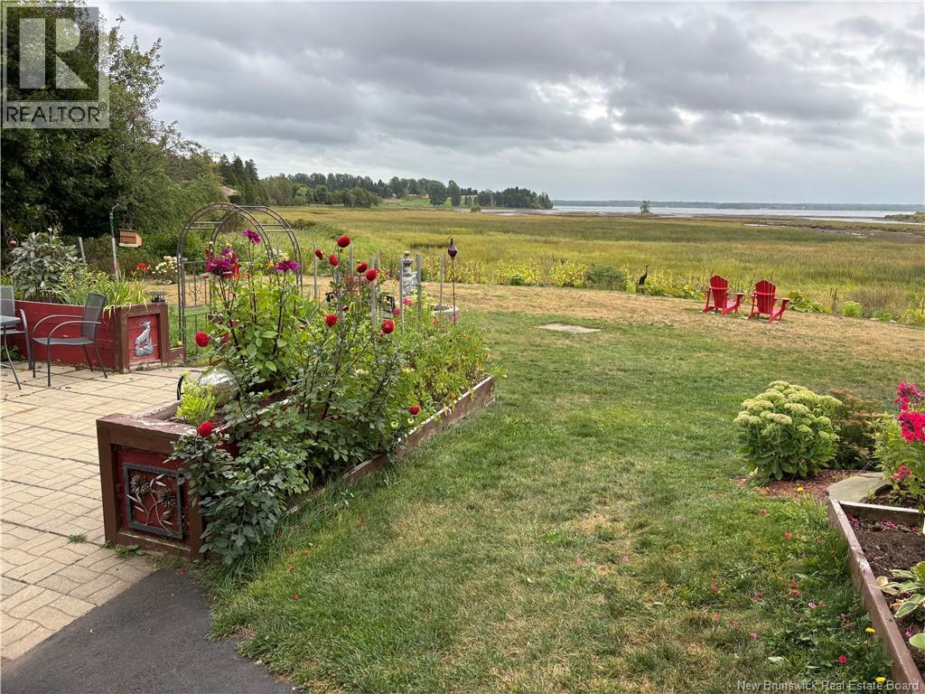 1760 St.peter Avenue, Bathurst, New Brunswick  E2A 7J4 - Photo 11 - NB125523