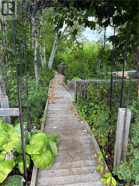 1760 St.peter Avenue, Bathurst, New Brunswick  E2A 7J4 - Photo 8 - NB125523