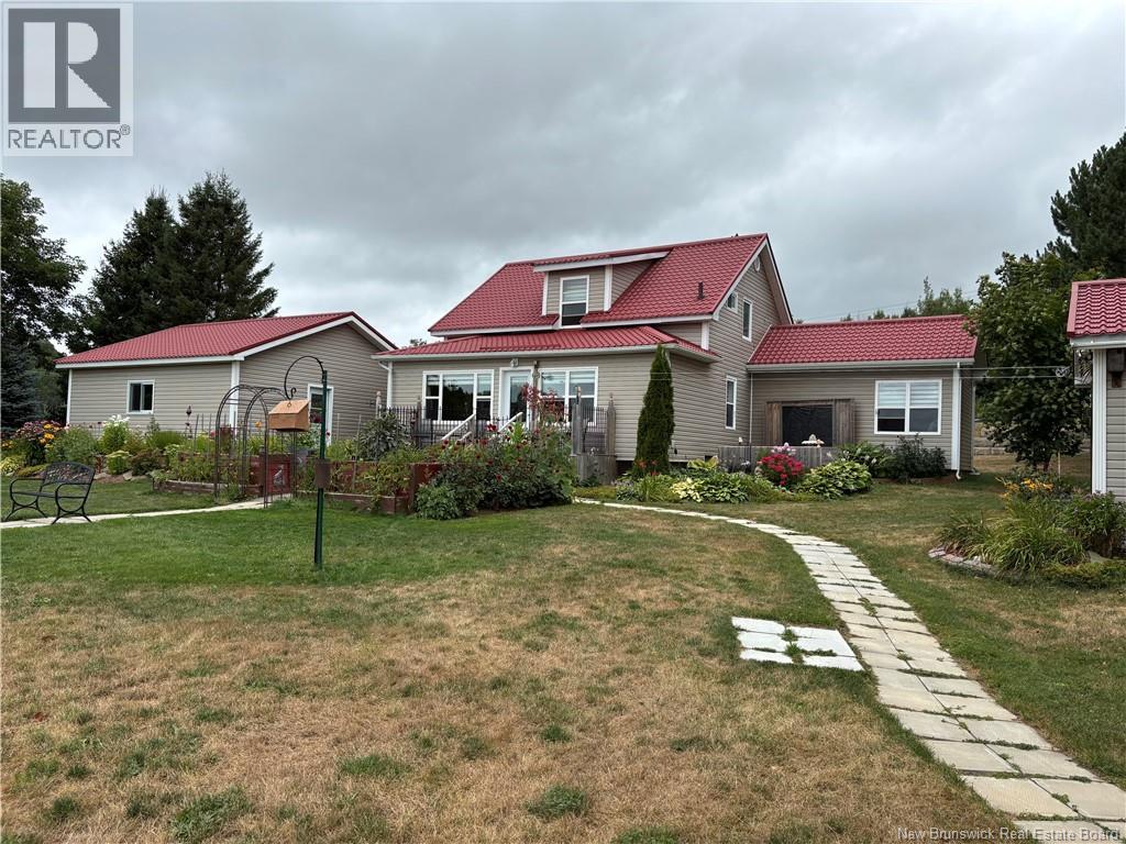 1760 St.peter Avenue, Bathurst, New Brunswick  E2A 7J4 - Photo 9 - NB125523