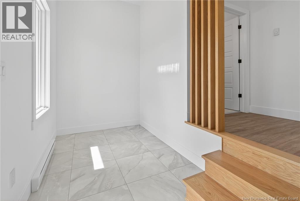 18 Weavers Way, Fredericton, New Brunswick E3A 3P8 - Photo 4 - NB125624