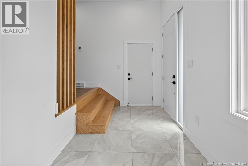 18 Weavers Way, Fredericton, New Brunswick E3A 3P8 - Photo 5 - NB125624