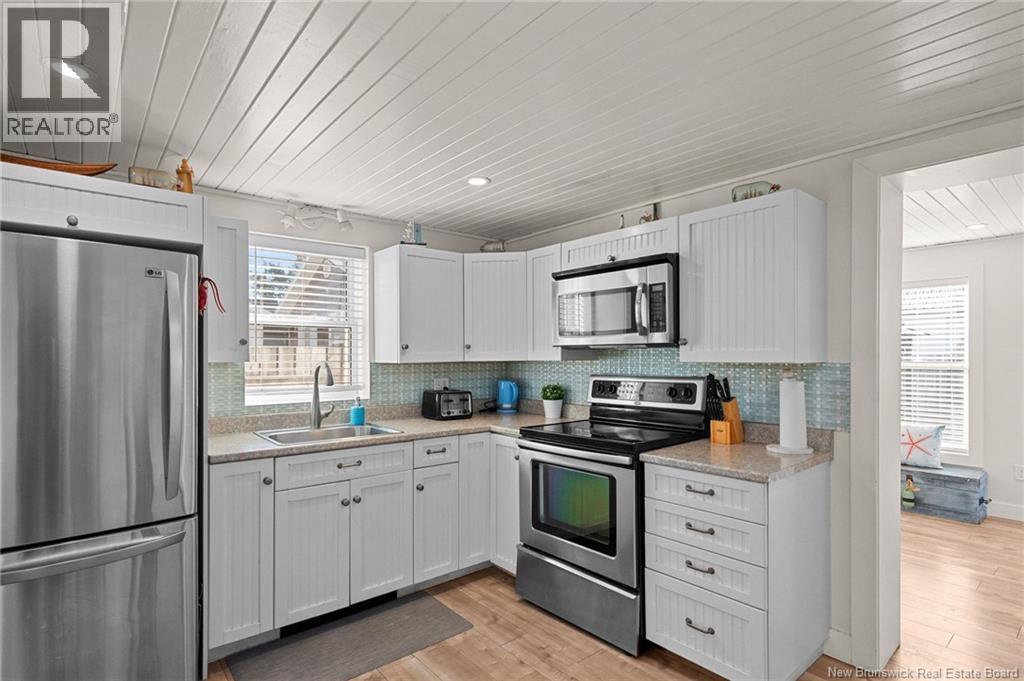 16 Railway Avenue, Shediac, New Brunswick  E4P 4Y5 - Photo 20 - NB125628