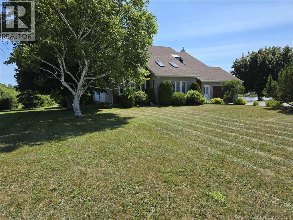 804 St Pierre Crescent, Beresford, New Brunswick  E8K 1S1 - Photo 2 - NB125896