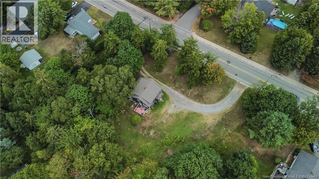 16 Clark Road, Rothesay, New Brunswick E2E 2H1 - Photo 6 - NB125885