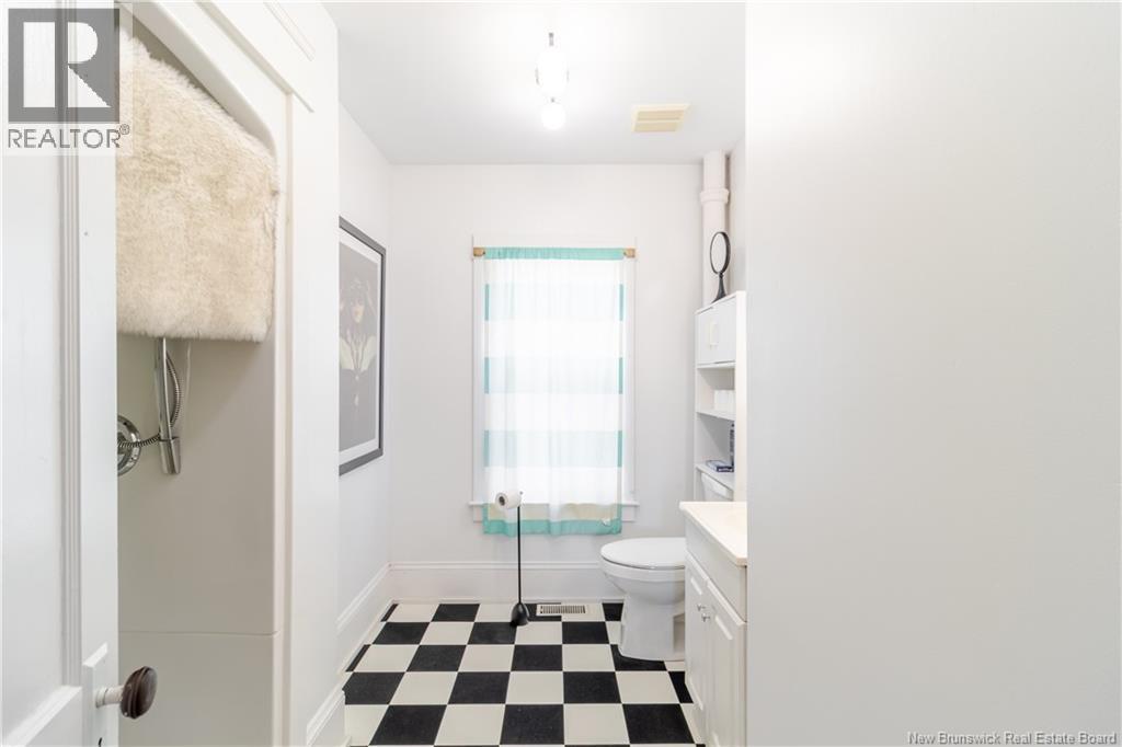 9 Elm Street, Mcadam, New Brunswick  E6J 1X5 - Photo 10 - NB126070