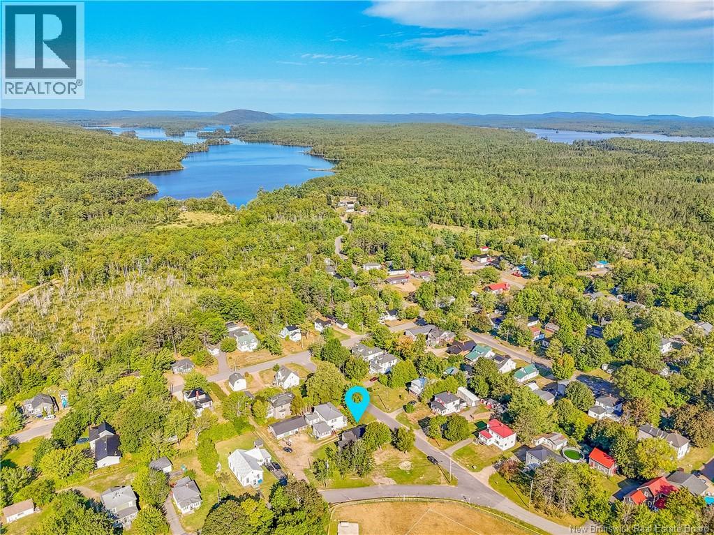 9 Elm Street, Mcadam, New Brunswick  E6J 1X5 - Photo 46 - NB126070