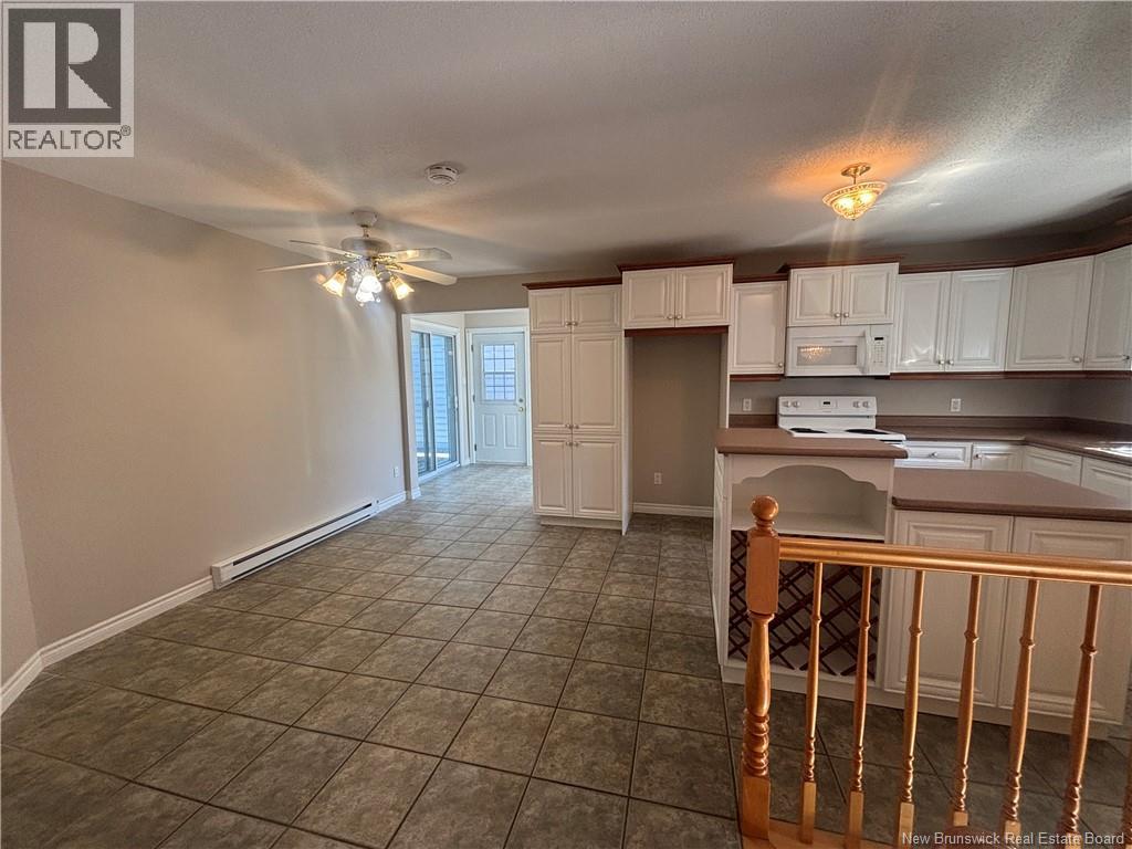 1610 St Peter Avenue, Bathurst, New Brunswick E2A 3B1 - Photo 14 - NB126084