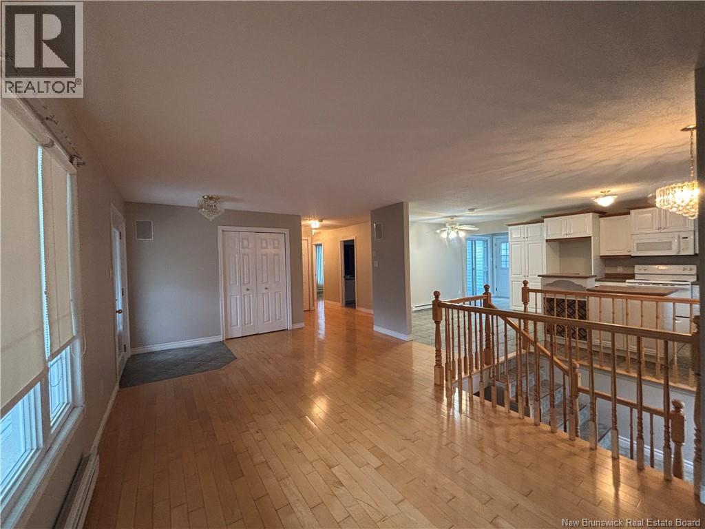 1610 St Peter Avenue, Bathurst, New Brunswick E2A 3B1 - Photo 17 - NB126084