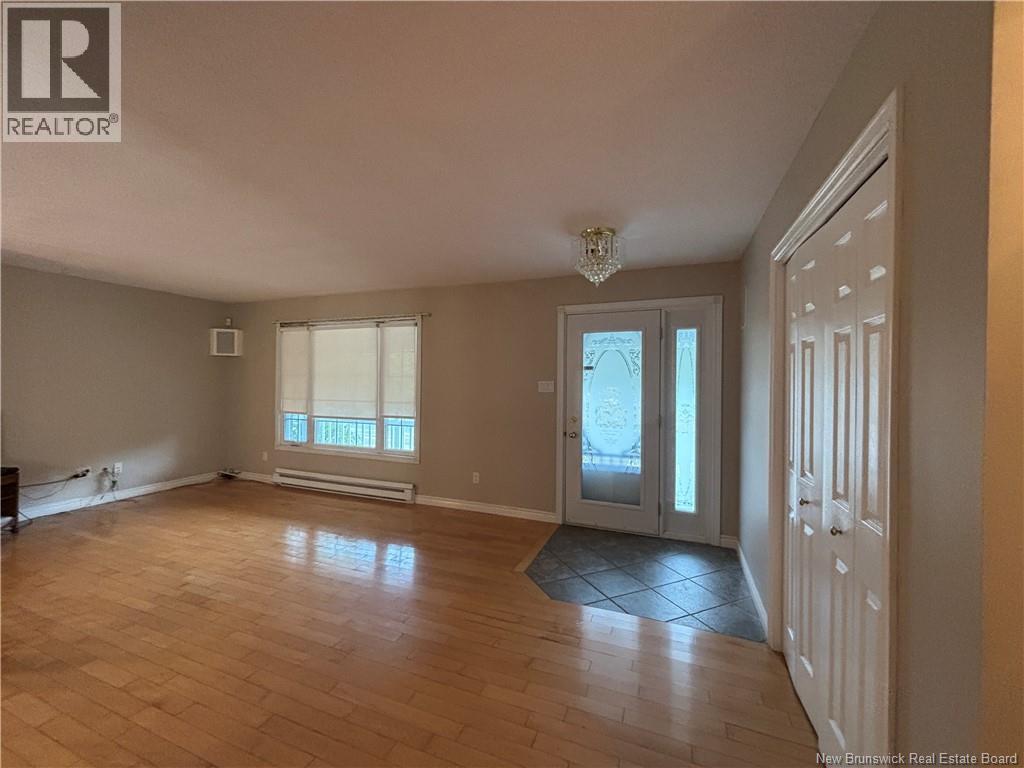 1610 St Peter Avenue, Bathurst, New Brunswick E2A 3B1 - Photo 19 - NB126084