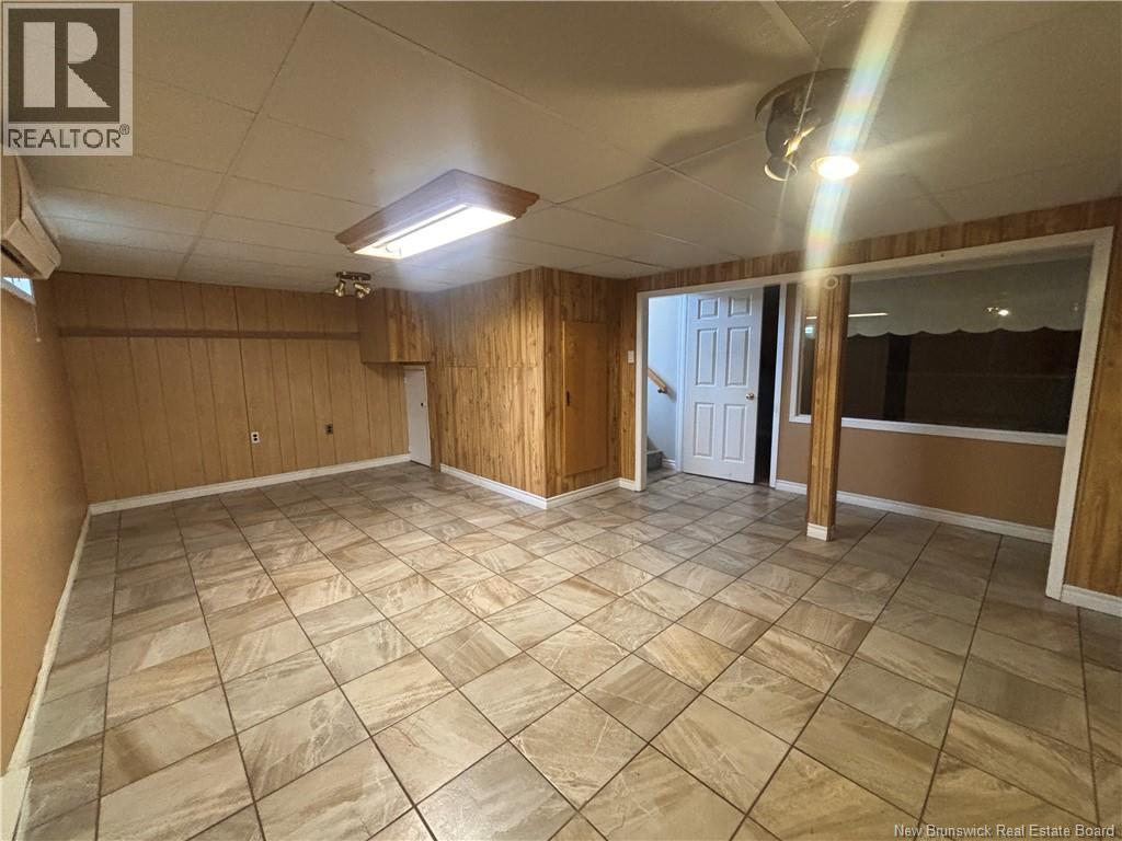 1610 St Peter Avenue, Bathurst, New Brunswick E2A 3B1 - Photo 31 - NB126084
