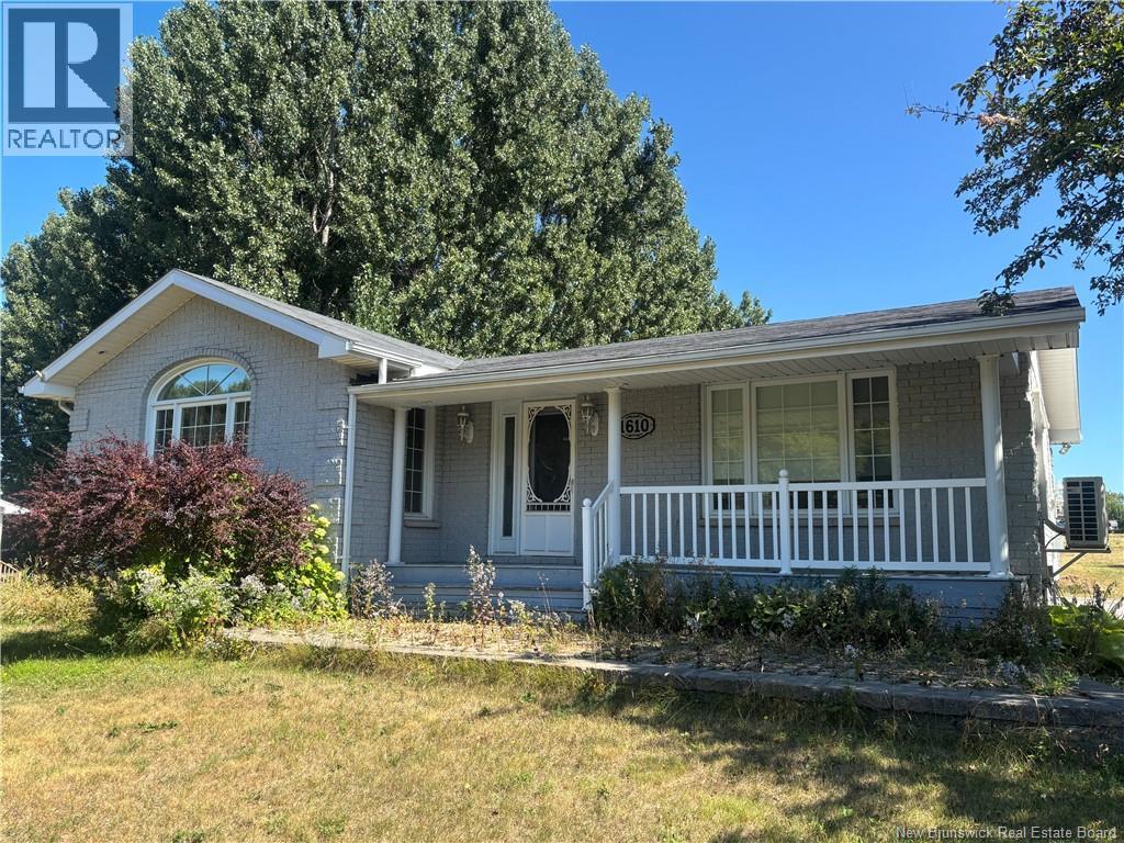 1610 St Peter Avenue, Bathurst, New Brunswick E2A 3B1 - Photo 5 - NB126084