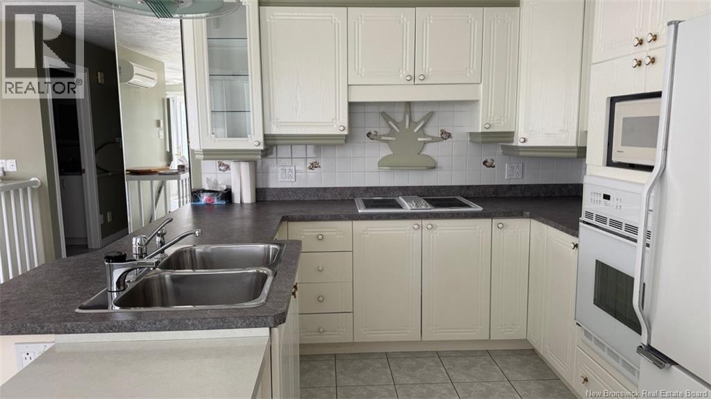 61 Reservoir Street, Grand Falls, New Brunswick  E3Y 1C4 - Photo 11 - NB126122