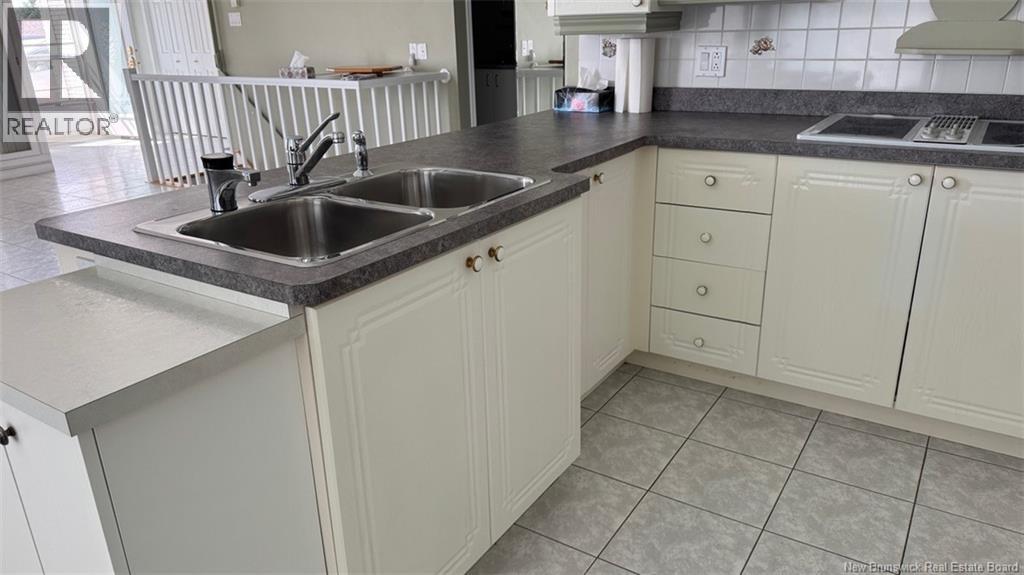 61 Reservoir Street, Grand Falls, New Brunswick  E3Y 1C4 - Photo 12 - NB126122