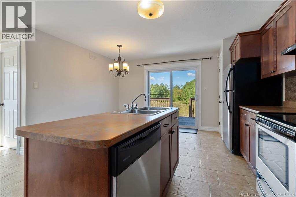 82 Belle Foret, Dieppe, New Brunswick  E1A 7M7 - Photo 13 - NB124111