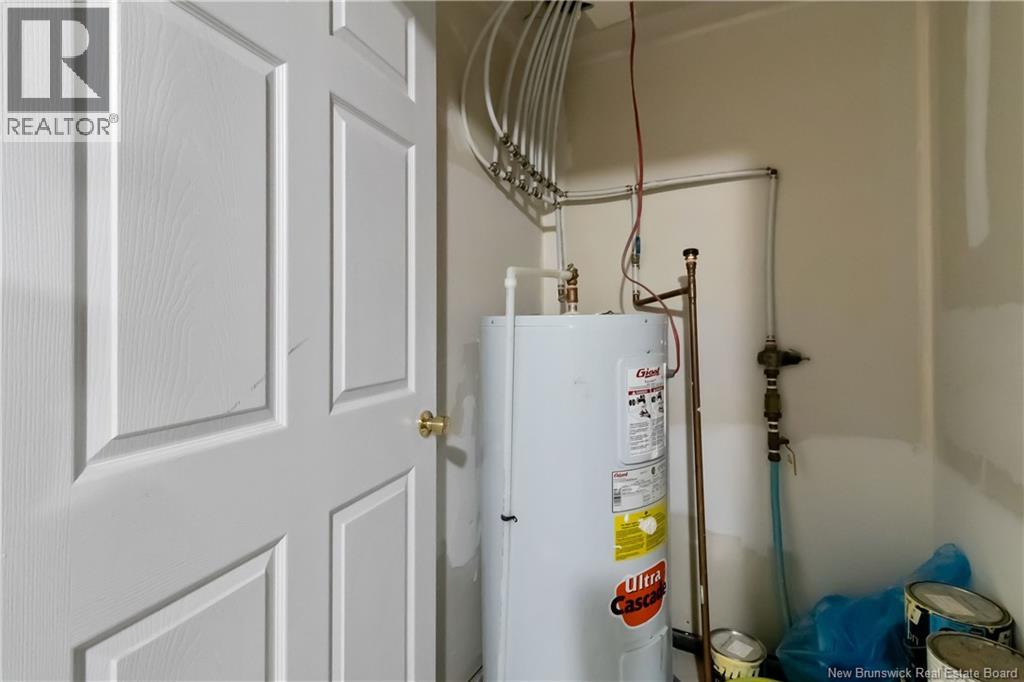 82 Belle Foret, Dieppe, New Brunswick  E1A 7M7 - Photo 40 - NB124111