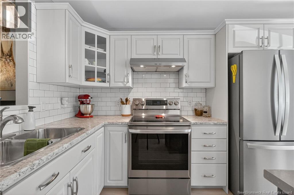 56 Golden Street, Moncton, New Brunswick E1G 5T4 - Photo 3 - NB126131