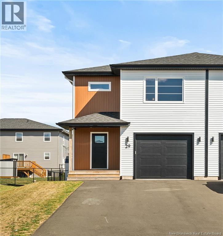 29 Delta, Dieppe, New Brunswick  E2A 7L9 - Photo 2 - NB126063