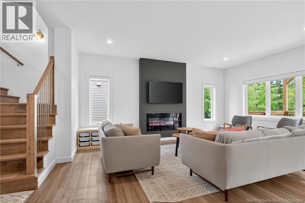 193 Dickey Boulevard, Riverview, New Brunswick E1B 0V3 - Photo 3 - NB126297