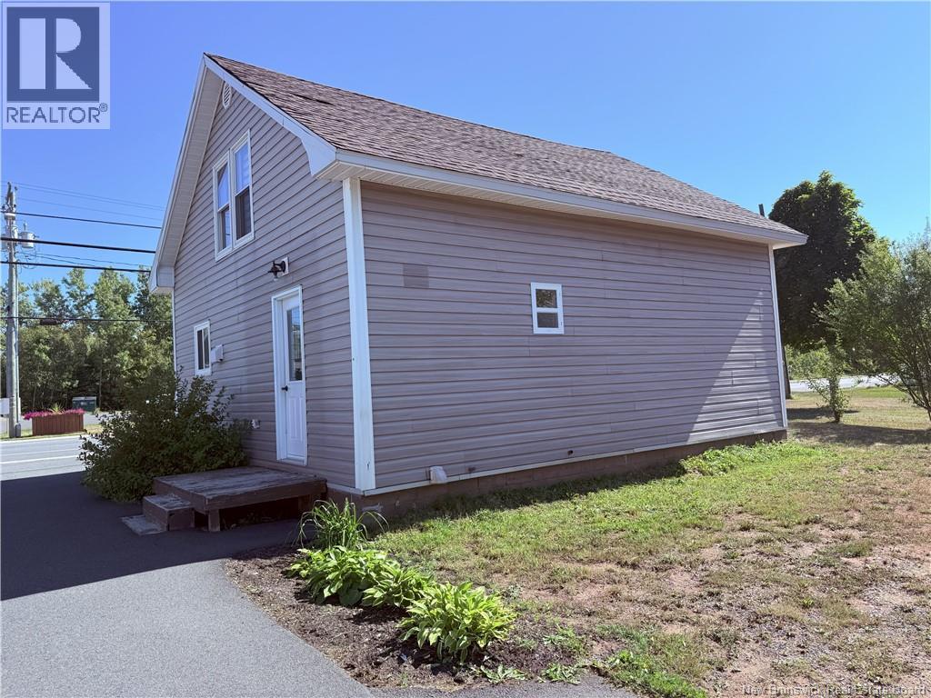 345 1ere Rue, Shippagan, New Brunswick  E8S 2L4 - Photo 4 - NB126304