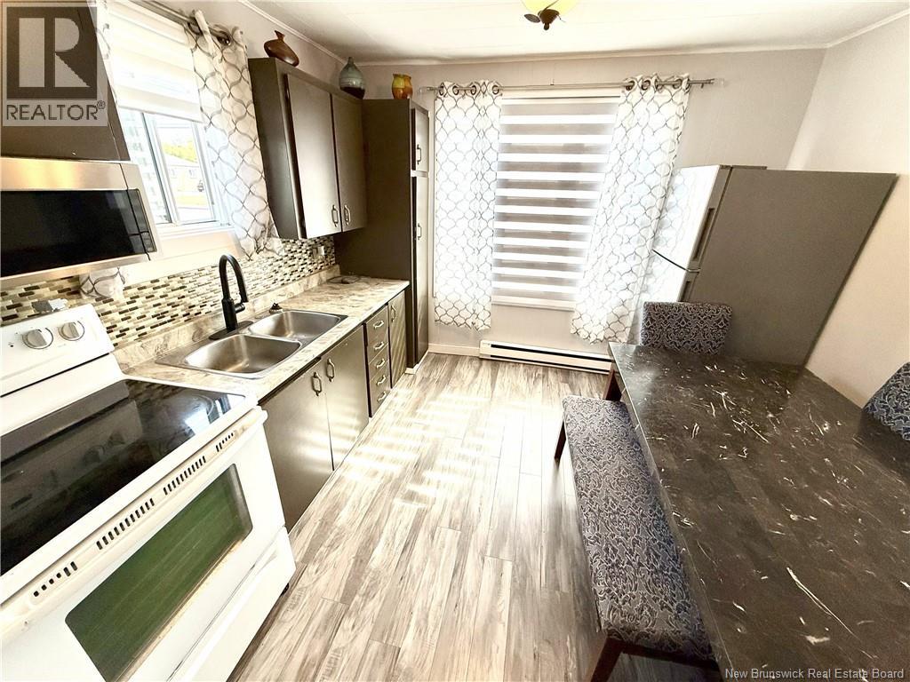 345 1ere Rue, Shippagan, New Brunswick  E8S 2L4 - Photo 8 - NB126304