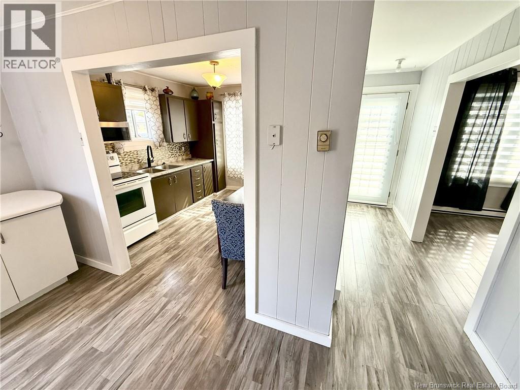 345 1ere Rue, Shippagan, New Brunswick  E8S 2L4 - Photo 9 - NB126304