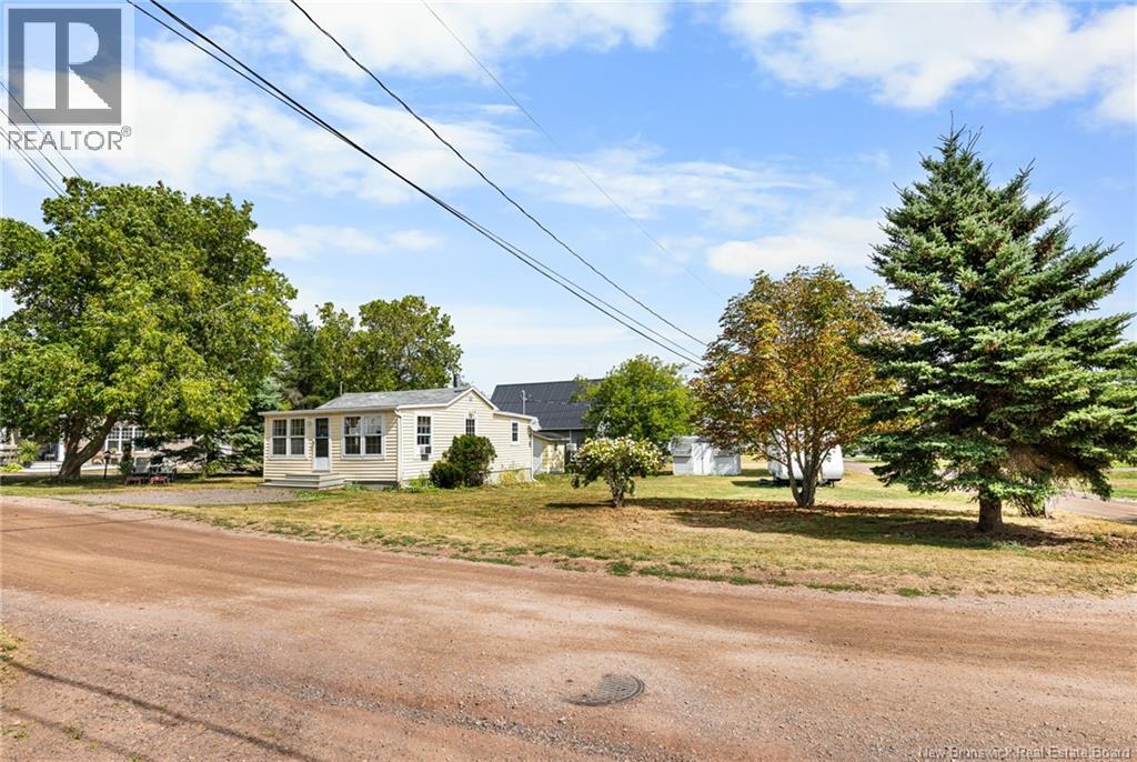 18 Pelican Avenue, Grand-Barachois, New Brunswick  E4P 7Z3 - Photo 27 - NB126289