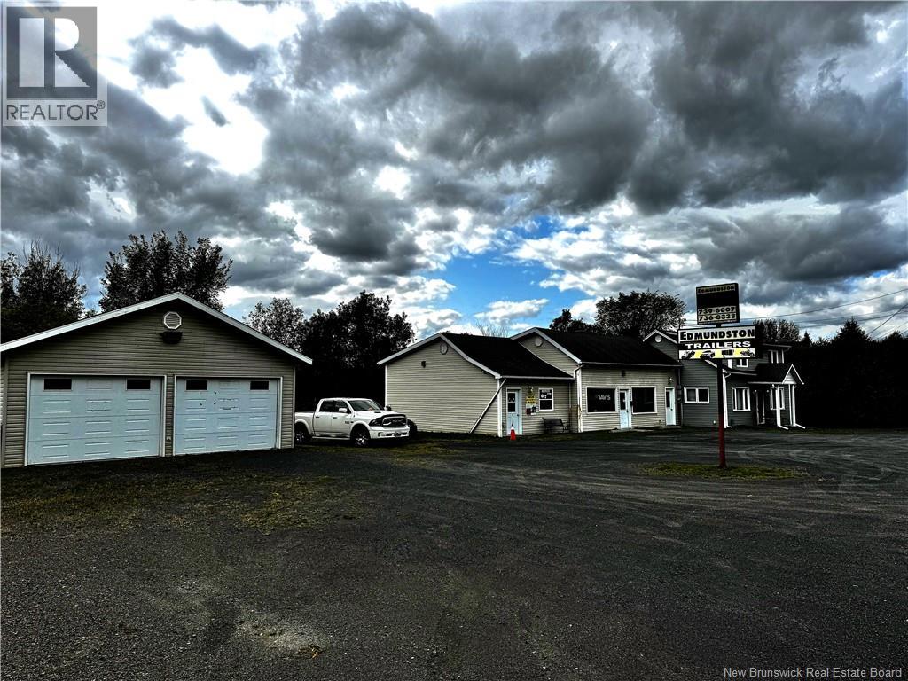1096 Principale Street, Saint-Basile, New Brunswick E7C 1L5 - Photo 2 - NB126393