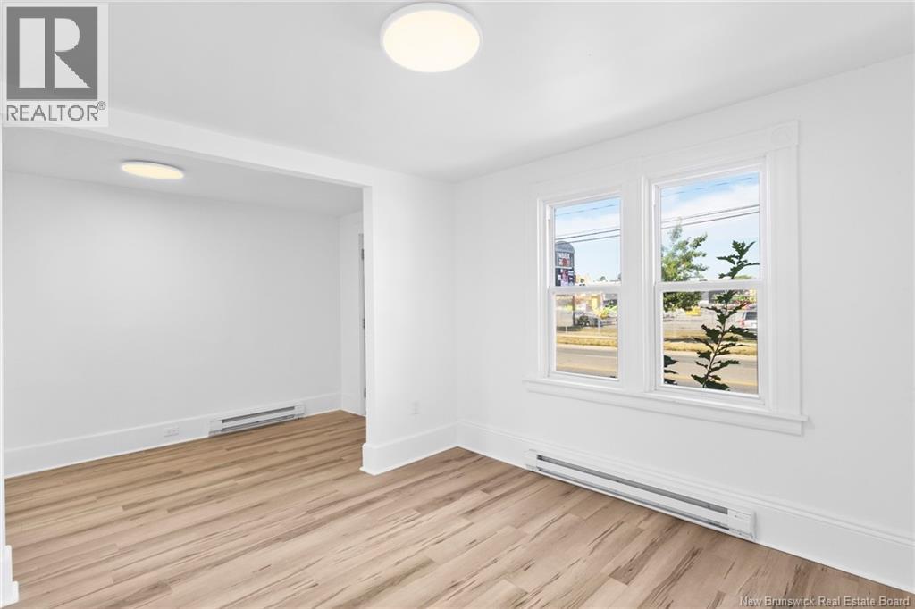 332 Smythe Street, Fredericton, New Brunswick  E3B 3E2 - Photo 11 - NB126445