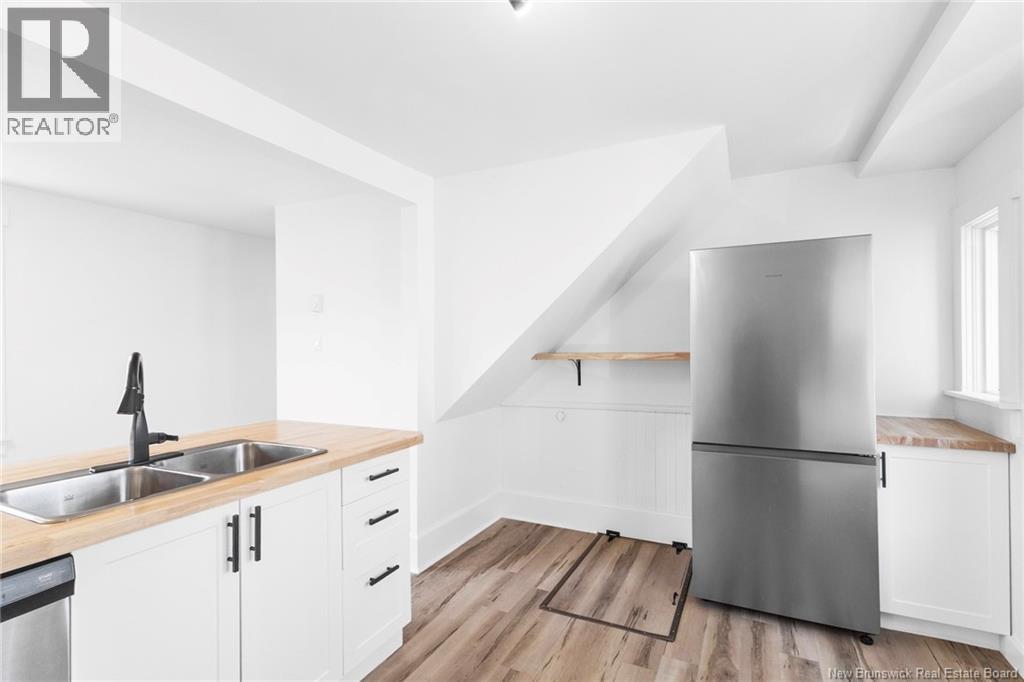 332 Smythe Street, Fredericton, New Brunswick  E3B 3E2 - Photo 20 - NB126445