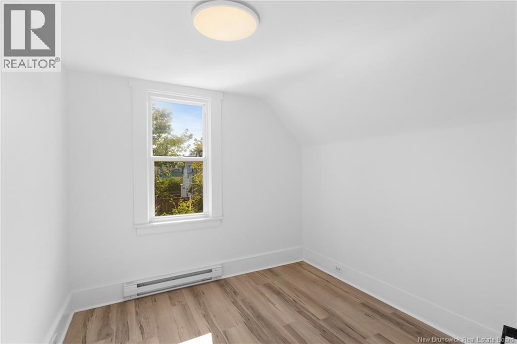 332 Smythe Street, Fredericton, New Brunswick  E3B 3E2 - Photo 34 - NB126445
