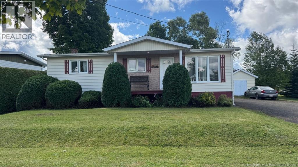 17 Cyr Street, Saint-Quentin, New Brunswick  E8A 1L6 - Photo 1 - NB126402