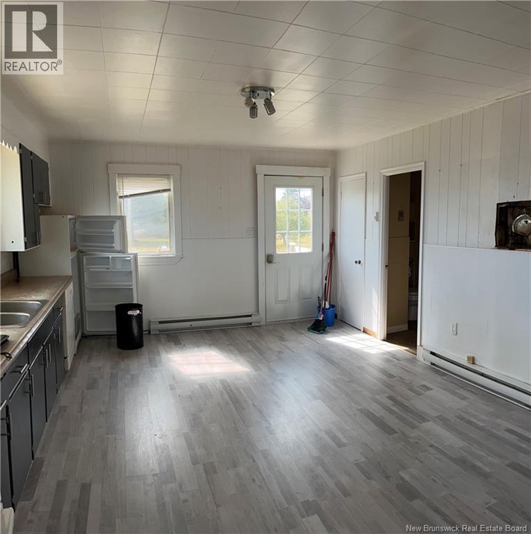 2379 Rte 305, Cap-Bateau, New Brunswick  E8T 3H7 - Photo 9 - NB126443
