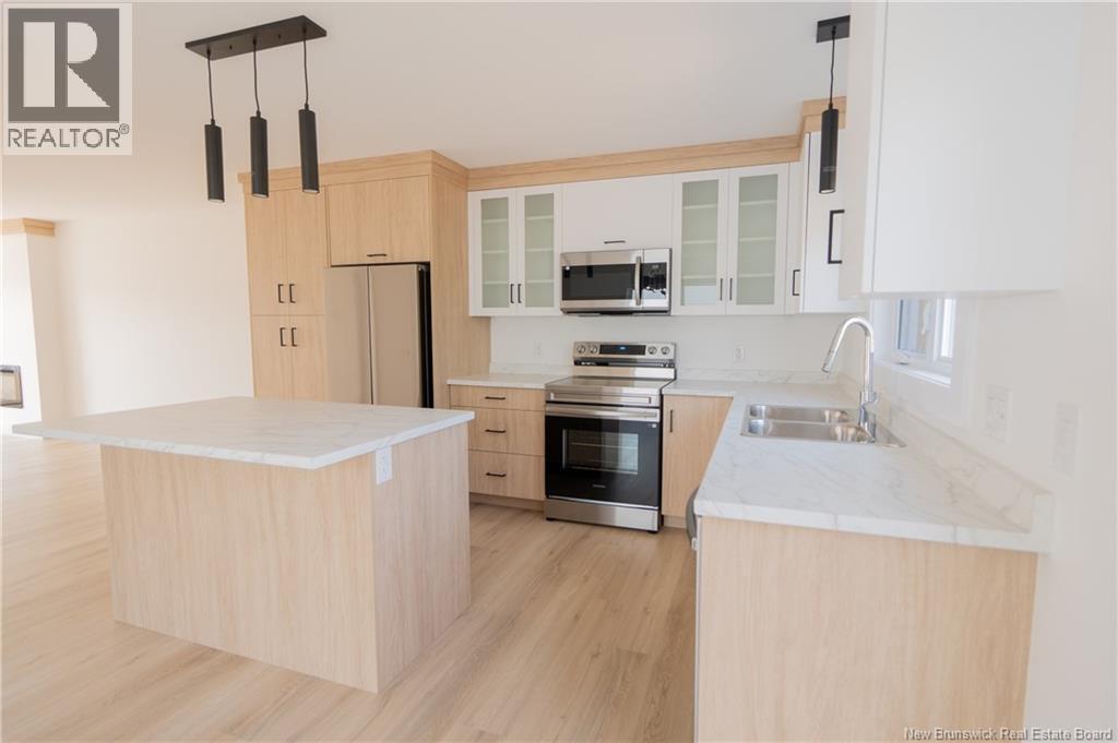 98 Simone Gallant, Shediac, New Brunswick  E4B 2B7 - Photo 2 - NB126607