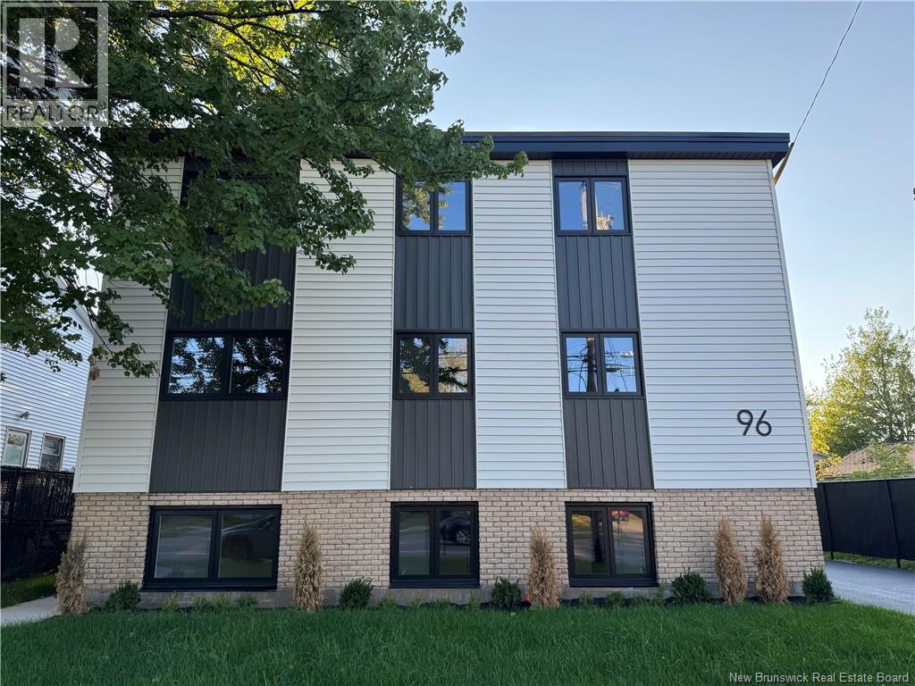 96 Purdy Avenue Unit# Unit 3, Moncton, New Brunswick  E1C 7V9 - Photo 1 - NB126656