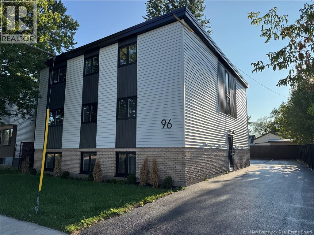 96 Purdy Avenue Unit# Unit 3, Moncton, New Brunswick  E1C 7V9 - Photo 2 - NB126656