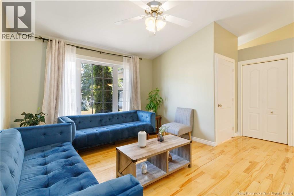 101 Herman Street, Dieppe, New Brunswick E1A 0L4 - Photo 3 - NB126698
