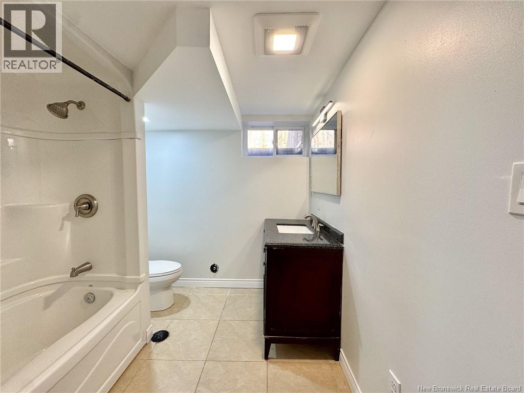 68 Coronation Drive, Moncton, New Brunswick E1E 2X4 - Photo 36 - NB126709