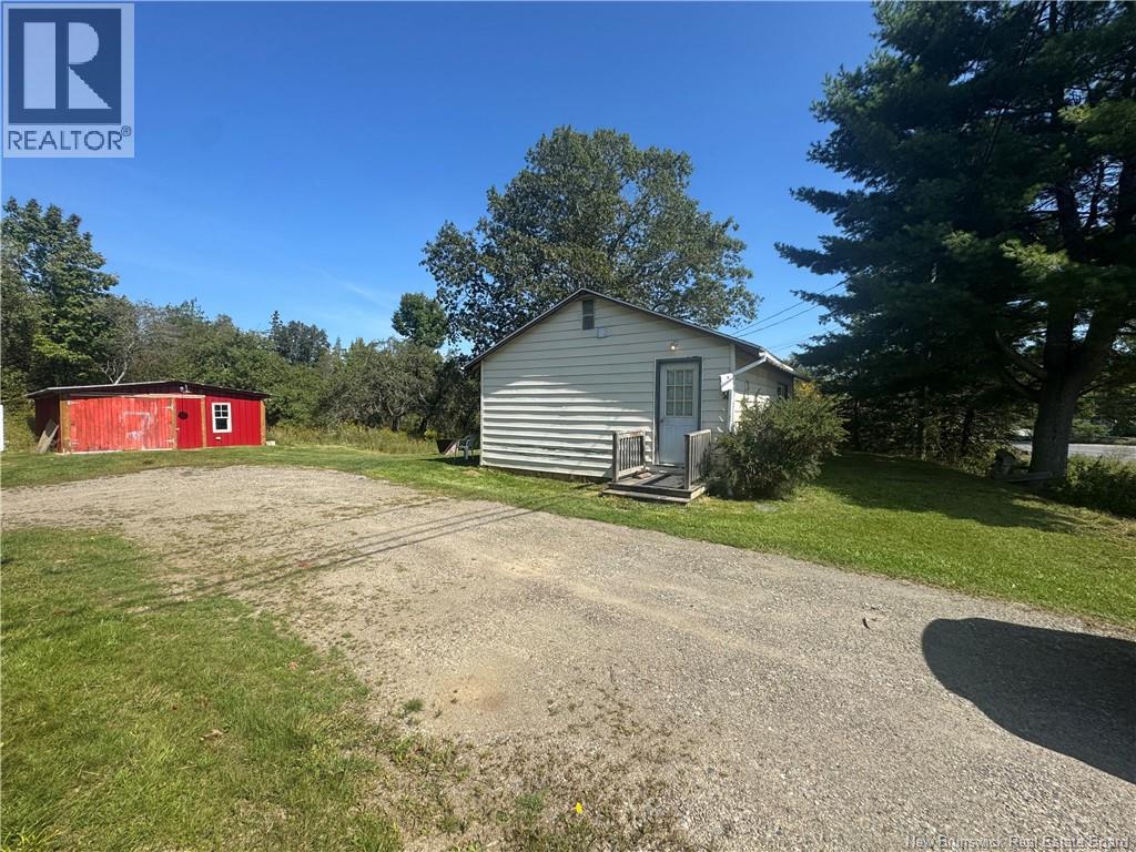 617 Route 170, Oak Bay, New Brunswick E3L 3Y9 - Photo 3 - NB126687
