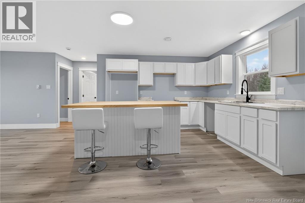 8 Fawcett Avenue, Petitcodiac, New Brunswick  E4Z 4H4 - Photo 10 - NB126877