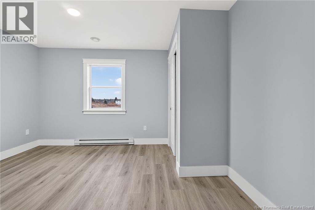 8 Fawcett Avenue, Petitcodiac, New Brunswick  E4Z 4H4 - Photo 31 - NB126877